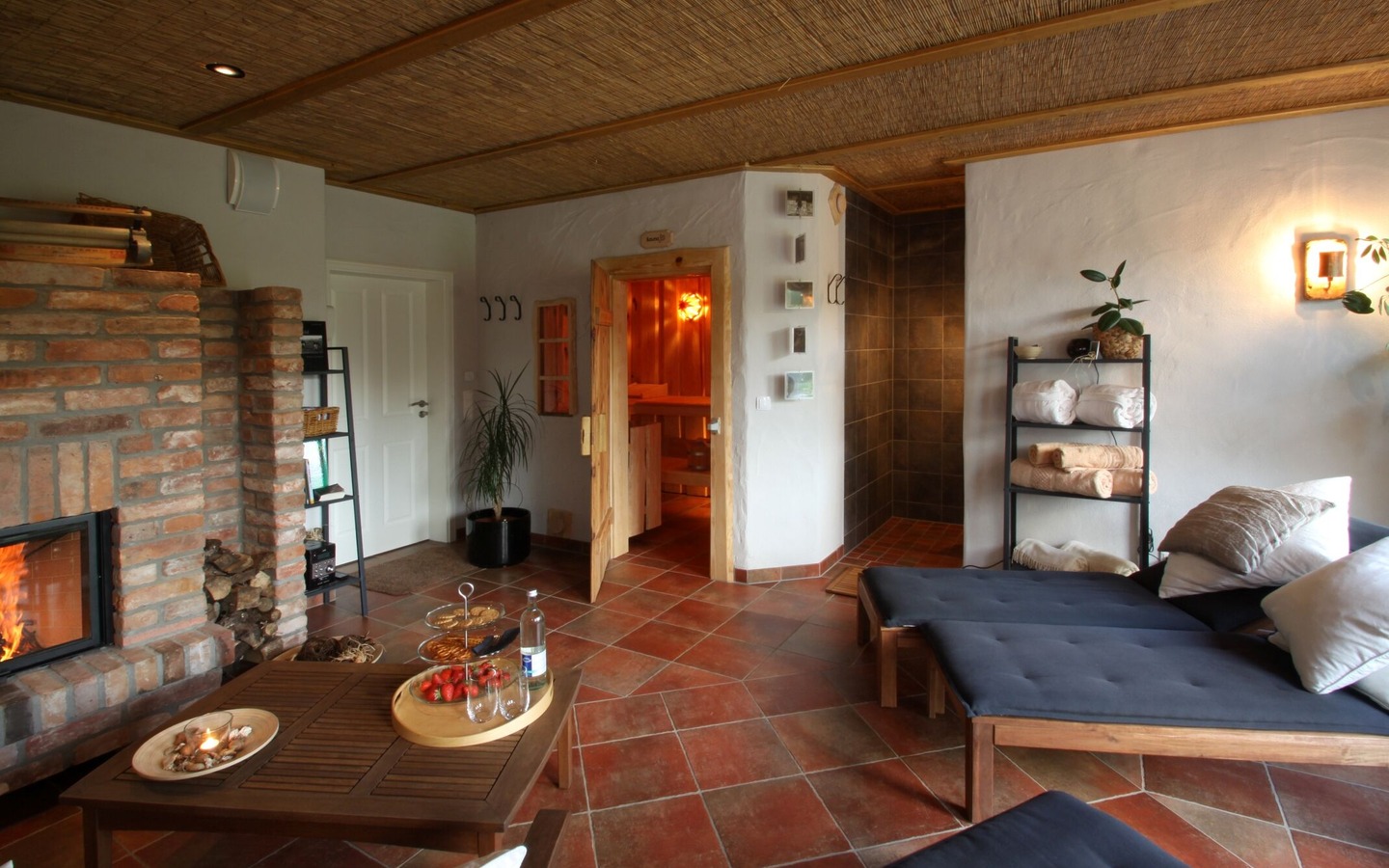 Sauna und Ruheraum