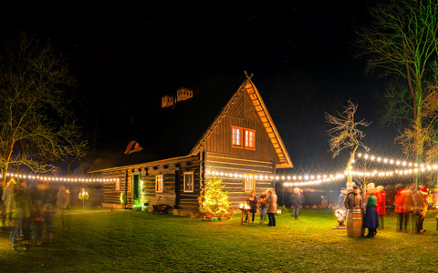 weihnachtlicher Hof