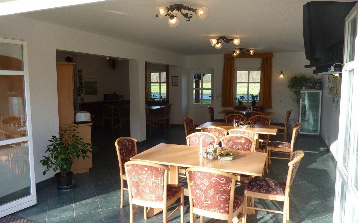 Spreewald Pension Spreeaue - Frühstück Büfett, Foto: Pension Spreeaue, Lizenz: Amt Burg (Spreewald)