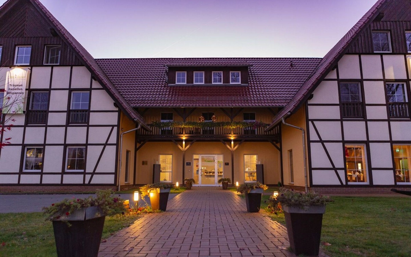 Außenansicht Eingang, Foto: Kur- und Wellness Haus Spree Balance, Lizenz: Amt Burg (Spreewald)
