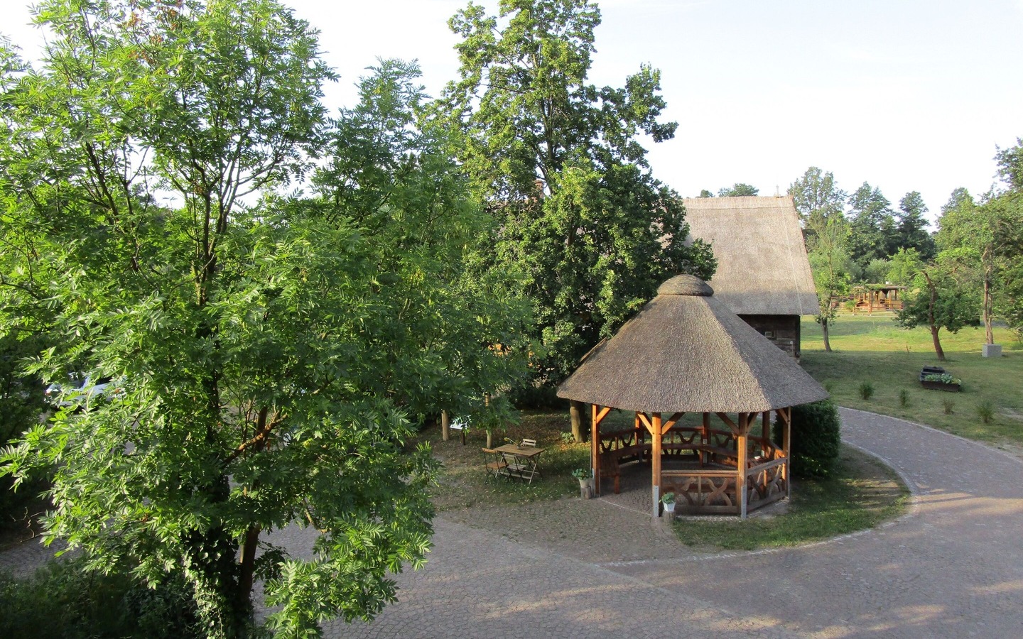 Pavillion auf dem Schlossberghof Burg, Foto: I. Rüffreck (BR Spreewald), Lizenz: LfU Brandenburg