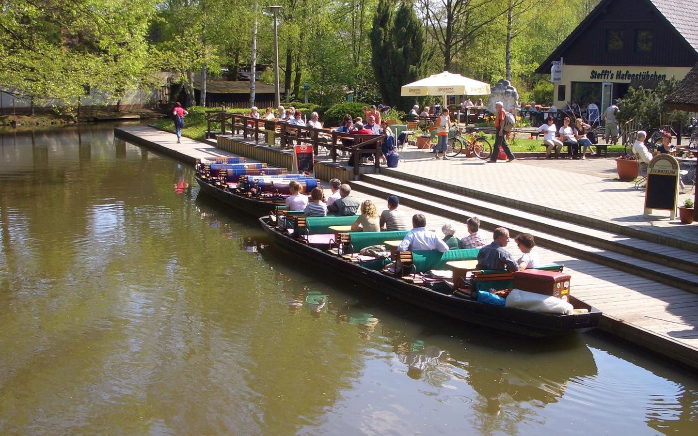 Biergarten und Bistro am Hafen Waldschlösschen, Foto: Johannes Schimmank, Lizenz: Hafen Waldschlösschen