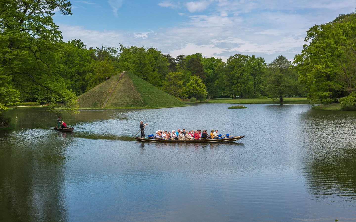 Schlosspark Branitz in Cottbus - Tumulus, Begräbnisstätte des Fürsten von Pückler-Muskau, Foto: TMB-Fotoarchiv/Steffen Lehmann
