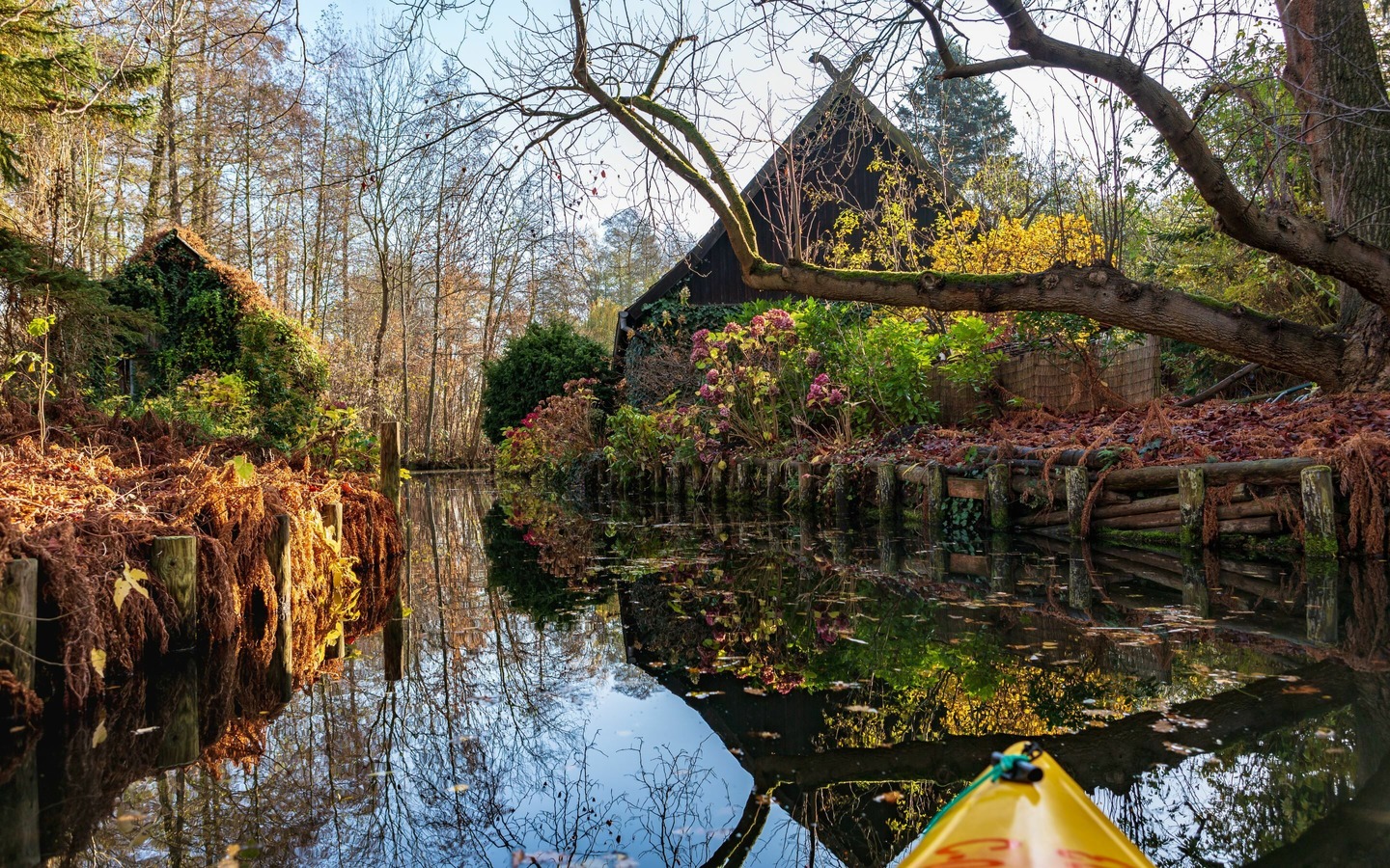 Kanutour im Herbst in Lübbenau, Foto: TMB Fotoarchiv/Steffen Lehmann